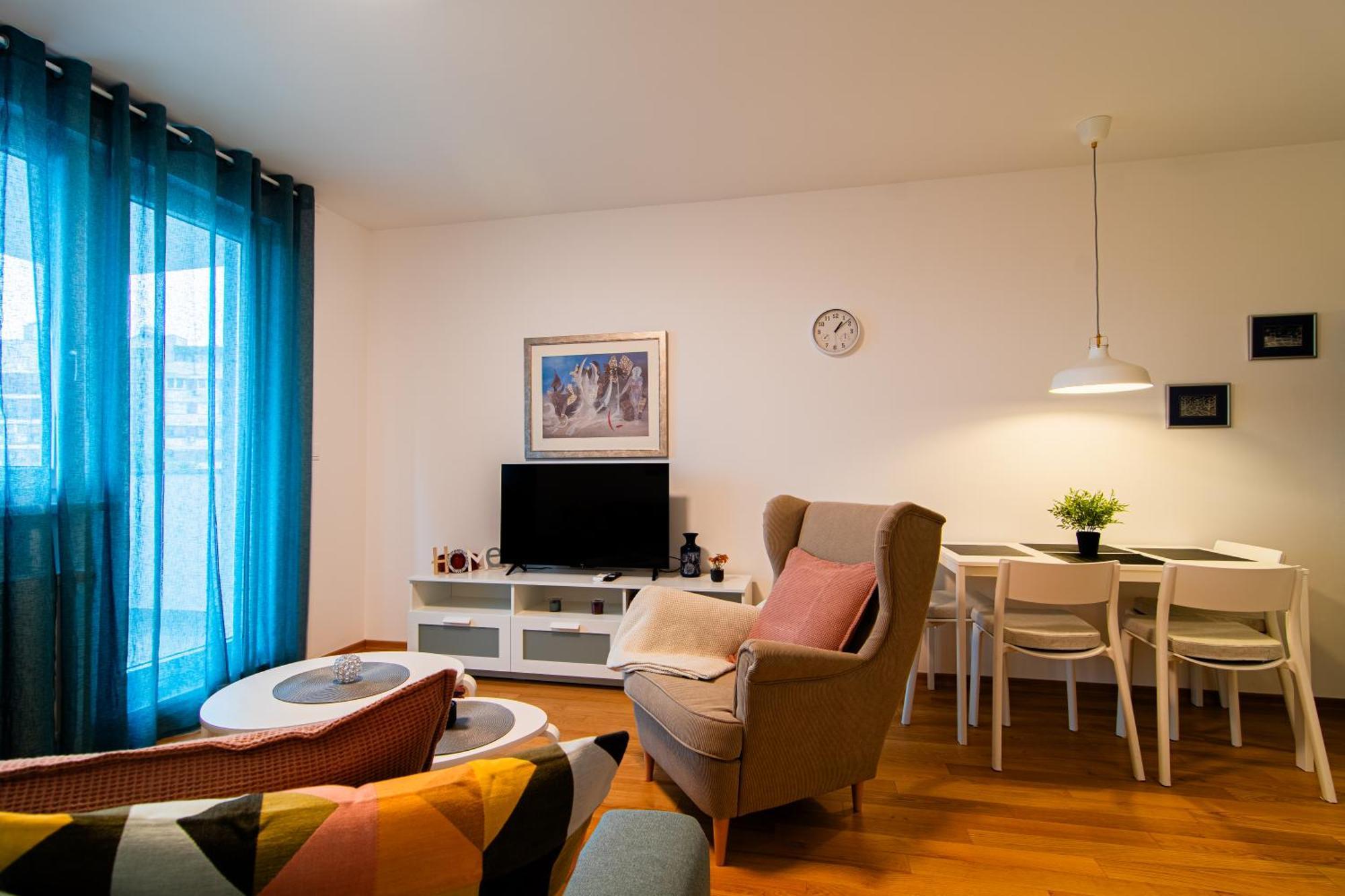 Flexible Selfcheckins 107 - - Garage - Loggia - Bedroom Zagabria