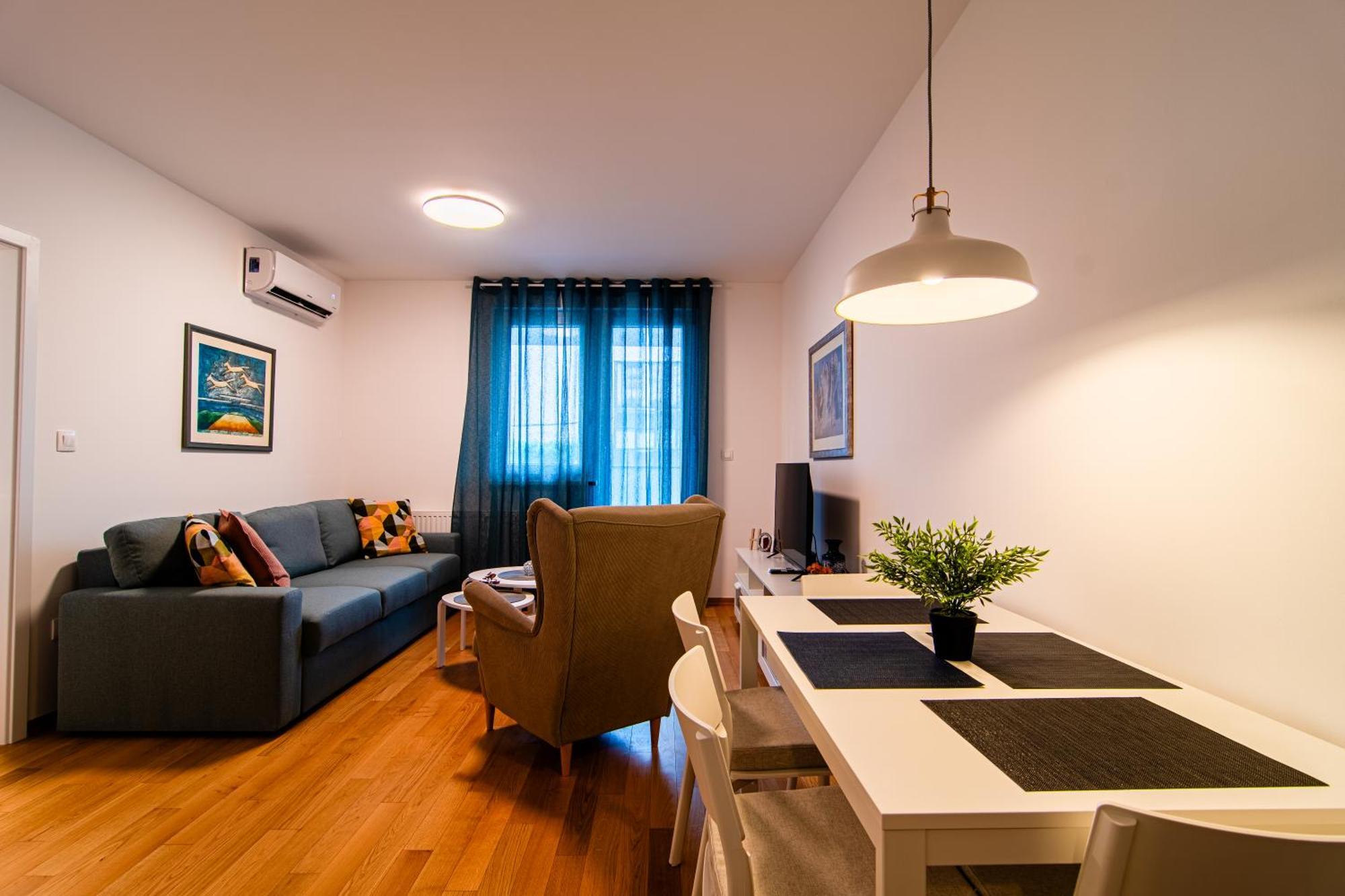 Flexible Selfcheckins 107 - - Garage - Loggia - Bedroom